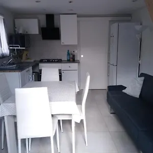https://appartement-neuf-entier.hotels-rhonealpes.com